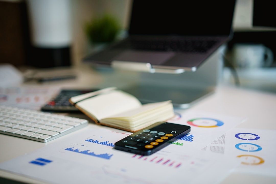 Planejamento financeiro e análise de fluxo de caixa para uma pequena empresa